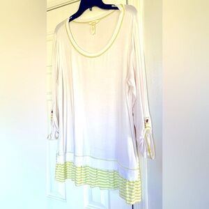 Matilda Jane scoop neck Green Women's Top with ruffles XL